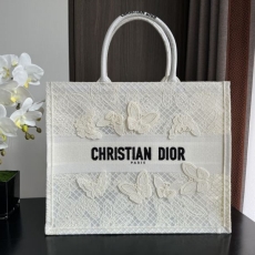 Christian Dior Shopping Bags